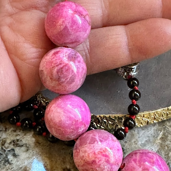 Garnet Rhodonite Beaded Necklace - Picture 4 of 8